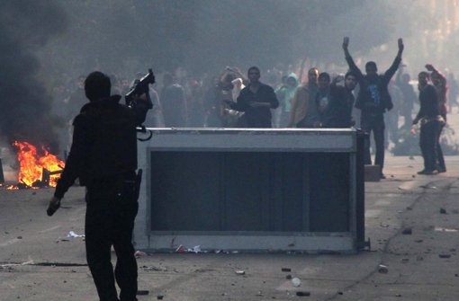 Bei Zusammenstößen zwischen Sicherheitskräften und Regierungsgegnern kamen am Samstag landesweit 49 Menschen ums Leben. 247 Menschen erlitten Verletzungen, wie das ägyptische Gesundheitsministerium am Sonntag bestätigte. Foto: dpa