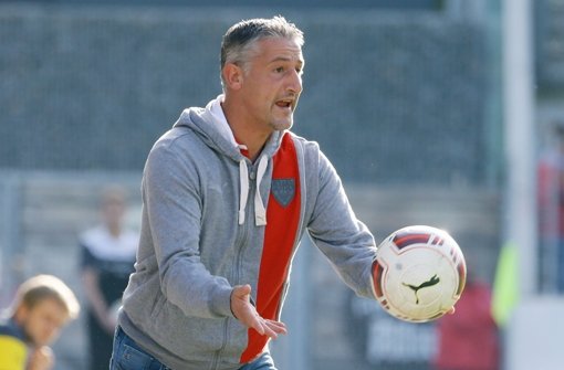 Jürgen Kramny möchte mit dem VfB Stuttgart II zurück in die Erfolgsspur. Foto: Pressefoto Baumann