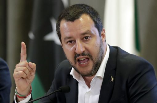 Der italienische Inneminister Matteo Salvini zeigt Härte gegenüber Migranten. Foto: AP