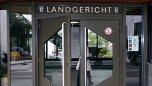 Am Stuttgarter Landgericht müssen sich derzeit vier Angeklagte wegen Geldwäsche verantworten. Foto: dpa/Patrick Seeger
