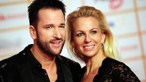 Auf dem roten Teppich bei den Live Entertainment Awards: Michael Wendler und seine Frau Claudia. Foto: dpa