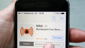 In Baden-Württemberg wird die Warn-App Nina getestet. Foto: dpa