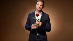 Große Liebe oder kurzes Glück? Bachelor Sebastian Preuss verteilt seine letzte Rose. Foto: RTL/TVNOW