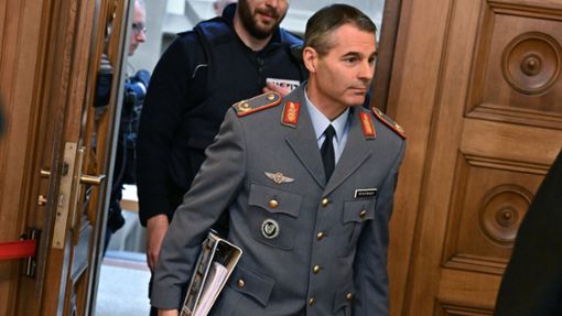General Markus Kreitmayr kann aufatmen. Der Prozess gegen ihn ist vorbei. Foto: dpa/Bernd Weißbrod