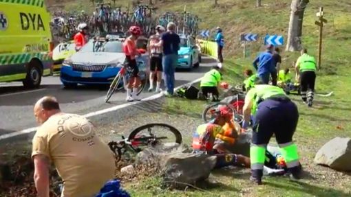 Das Schreckensszenario bei der Baskenland-Rundfahrt. Foto: itzulia basque country