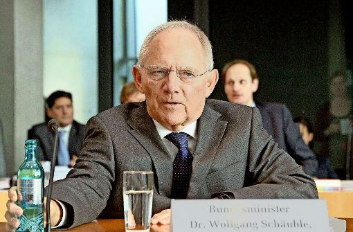 Auch Bundesfinanzminister  Wolfgang Schäuble musste sich  den Fragen der  Ausschussmitglieder stellen. Foto: Deutscher Bundestag/Achim Melde