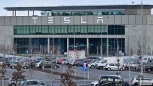 Die Produktion beim US-Elektroautobauer Tesla in Grünheide bleibt bis voraussichtlich Ende nächster Woche unterbrochen. Foto: dpa/Patrick Pleul