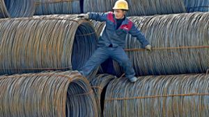 Seit Monaten tobt der Streit um Stahl zwischen Peking und Washington.  Allerdings betreffen die Strafzölle China weniger als andere Staaten. Foto: dpa