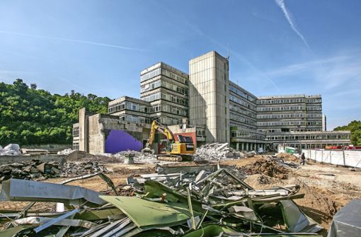 Der  Neubau des Landratsamts in Esslingen ist ein erheblicher Ausgabeposten im Kreishaushalt des kommenden Jahres. Foto: Roberto Bulgrin