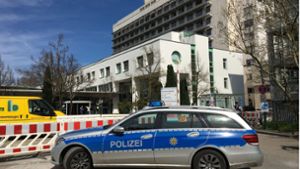 Weil ein Mann am Klinikum Ludwigsburg Personal bedrohte, kam es am Mittwoch zu einem Polizeieinsatz. Foto: SDMG