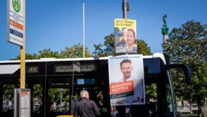 Überall in Stuttgart hängen zurzeit Plakate für die anstehende OB-Wahl. Wie sie auf den Betrachter  wirken, erklärt  Kommunikationsexperte Frank Brettschneider. Foto: Lichtgut/Max Kovalenko