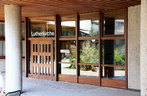 In der Lutherkirche im Burgenlandzentrum können auch weiterhin Gottesdienste stattfinden. Foto: Chris Lederer