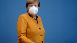 Bundeskanzlerin Angela Merkel (CDU) appelliert an die Bürger, sich an die Maßnahmen zu halten. Foto: dpa/Kay Nietfeld