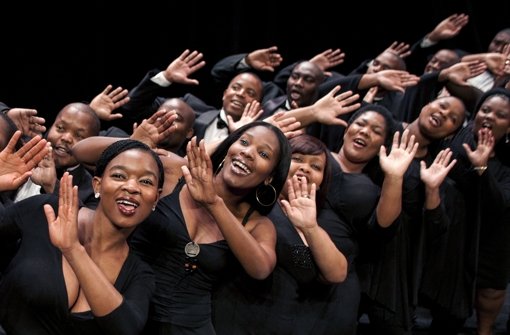 Cape-Town-Opera-Chrous Foto: Van der Mjle