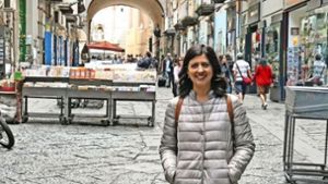 Ilaria Pareti hat Fremdsprachen studiert – und löst nun Computerprobleme per Fernwartung. Doch die 30-Jährige hatte keine Wahl, in Neapel fehlen die Jobs. Foto: StZ/Buhl