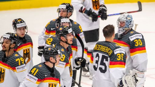 Das deutsche Eishockey-Team verlor gegen die Schweiz. Foto: Pryèek Vladimír/CTK/dpa