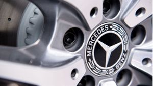 Die Verbraucher haben vor Gericht einen Teilerfolg gegen Mercedes-Benz erzielt. (Symbolbild) Foto: dpa/Sven Hoppe