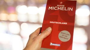 Der Hotel- und Restaurantführer „Guide Michelin“ Deutschland erreicht mit seiner Ausgabe 2018 erstmals die Marke von 300 Sterne-Restaurants. Foto: dpa