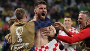 Kroatien steht nach dem Sieg gegen Brasilien im Halbfinale der Fußball-WM in Katar. Foto: AFP/JACK GUEZ