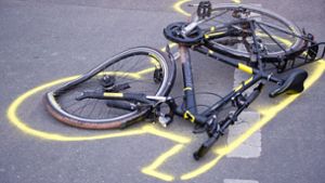 Etwa in der Hälfte der Fälle stürzen Radfahrende ohne Beteiligung anderer Verkehrsteilnehmender. Foto: dpa/Daniel Naupold (Symbolbild)