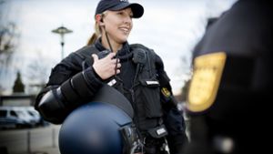 So sieht die Uniform der Bereitschaftspolizei des Landes Baden-Württemberg aus. Foto: Pressefoto Horst Rudel