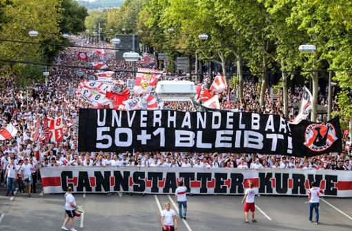 Die Ultras vom Commando Cannstatt rufen zu einem Fanmarsch vor dem kommenden VfB-Heimspiel auf (Symbolbild). Foto: dpa