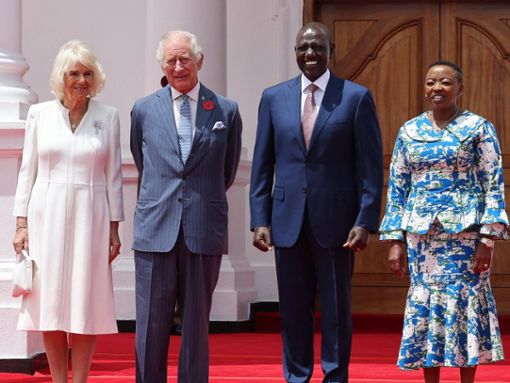 In Nairobi traf das britische Königspaar am Dienstagvormittag im State House den Präsidenten William Ruto und die First Lady Rachel Ruto. Foto: IMAGO/i Images/Stephen Lock