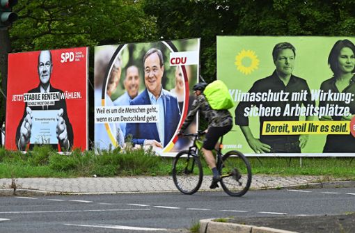 Momentan sieht es nach einem Kopf-an-Kopf-Rennen von drei Parteien aus: CDU, SPD und Grünen. Foto: dpa/Arne Dedert