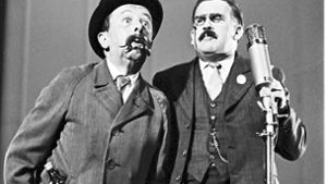 Oscar Heiler und  Willy Reichert (links),  unvergessen  als „Häberle und Pfleiderer“,  haben sich 1929 im Alten Schauspielhaus kennen gelernt. Foto: Landesarchiv