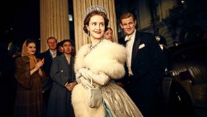 Vlaire Foy als Elisabeth II. und  Matt Smith als Prinz Philip in „The Crown“ Foto: Netflix