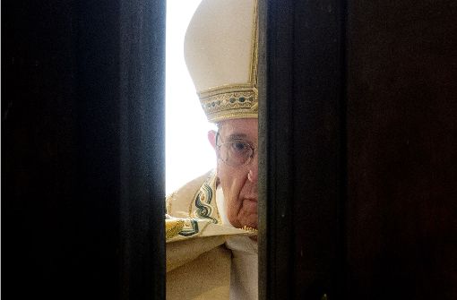 Franziskus bricht Tabuthemen auf – und vor allem ist ihm eines gelungen: Er hat die katholische Kirche vielen Gläubigen wieder näher gebracht. Foto: AP