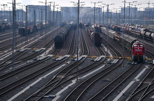 Der Güterverkehr der Bahn gilt als sanierungsbedürftig. Foto: dpa-Zentralbild