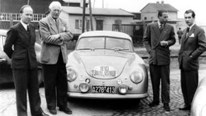 Auch bei Rallyes waren die ersten Porsche-Sportwagen dabei.  Foto:  