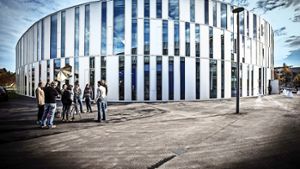 Stylisher Neubau: Hochschule der Medien auf dem Vaihinger Campus Foto: Lichtgut/Achim Zweygarth