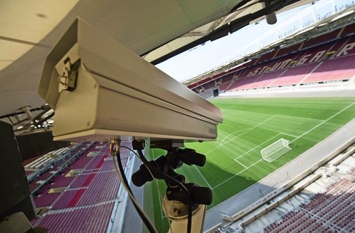 Neu in der Bundesliga: Die Kameras für die Torlinientechnik Foto: dpa
