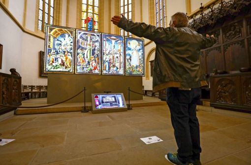 Interaktive Kunst: der Altar reagiert auf Gesten der Besucher Foto: factum/Simon Granville