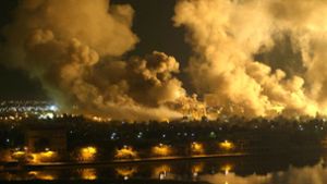 Raketeneinschläge in  Bagdad – damit begann vor 20 Jahren der Irakkrieg. Foto: dpa/Ramzi Haidar