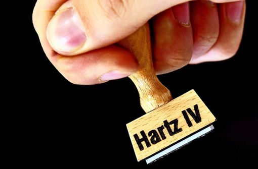 Am Hartz-IV-System  gibt es immer wieder Kritik. Foto: dpa/Ralf Hirschberger