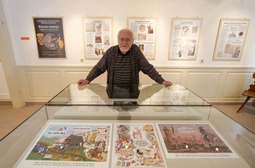 Wolfgang Schütz ist selbst ein Weiler Profil – für die gleichnamige Sonderausstellung im Stadtmuseum hat er mehr als 55 Jahre gesammelt. Foto: Simon Granville