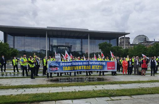 Der Fahrdienst für die Abgeordneten des Bundestages protestiert. Foto: Verdi/privat