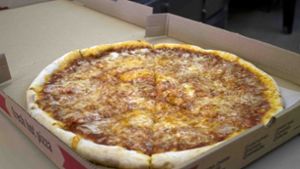 Rassismus auf Bestellung: Eine geschmacklos belegte Pizza sorgt für Schlagzeilen (Symbolbild). Foto: AP/J.M. Hirsch