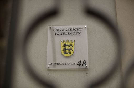 Vor dem Amtsgericht Waiblingen stand am Montag ein selbst ernannter Bürger des „Königreichs Sachsen“. Foto: Gottfried Stoppel