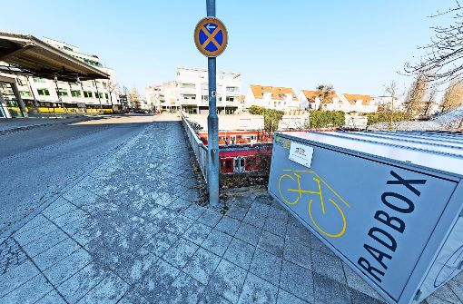 Die Radbox am S-Bahnhof ist eine von neun umgesetzten Ideen, um den Verkehr in neue Bahnen  zu lenken. Insgesamt stehen aber 71 Maßnahmen in den Büchern. Foto: Thomas Krämer