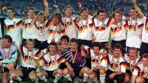 1990 holt Deutschland den WM-Titel in Rom - wir zeigen, was die Sieger von damals heute machen. Foto: dpa