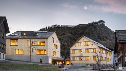 Im Bregenzerwald, hier ein Apartmenthaus in Mellau von Architekt Jürgen Haller, finden sich jede Menge schöne Ferienunterkünfte. Foto: Albrecht Imanuel Schnabel/Tempel 74
