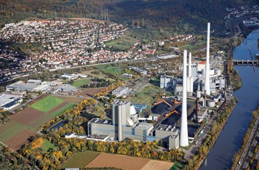Das Kraftwerk in Altbach hat eine elektrische Leistung von rund 1200 Megawatt. Foto: EnBW