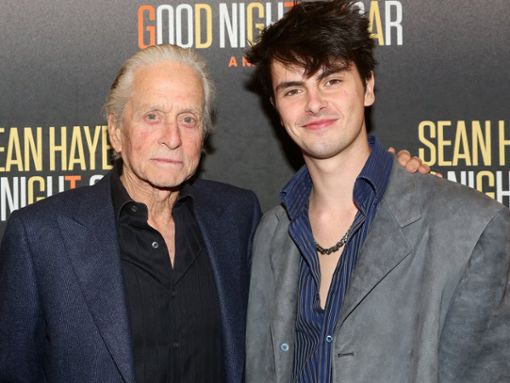 Vater-Sohn-Ausflug: Im April besuchten Michael und Dylan Douglas gemeinsam die Premiere Good Night, Oscar. Foto: Brice Glikas WireImage
