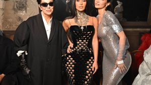 Kris Jenner (l.) mit ihren Töchtern Kim Kardashian und Kylie Jenner. Foto: imago/Bestimage