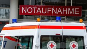 In Thüringen ist am Dienstag ein Dreijähriger aus dem Fenster und auf einen Grill gestürzt. Foto: dpa