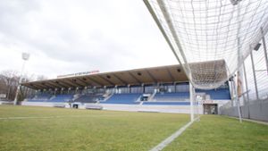 Im Gazi-Stadion ruht derzeit der Ball – doch virtuell war die Spielstätte auf der Waldau am Sonntag ausverkauft. Foto: Baumann